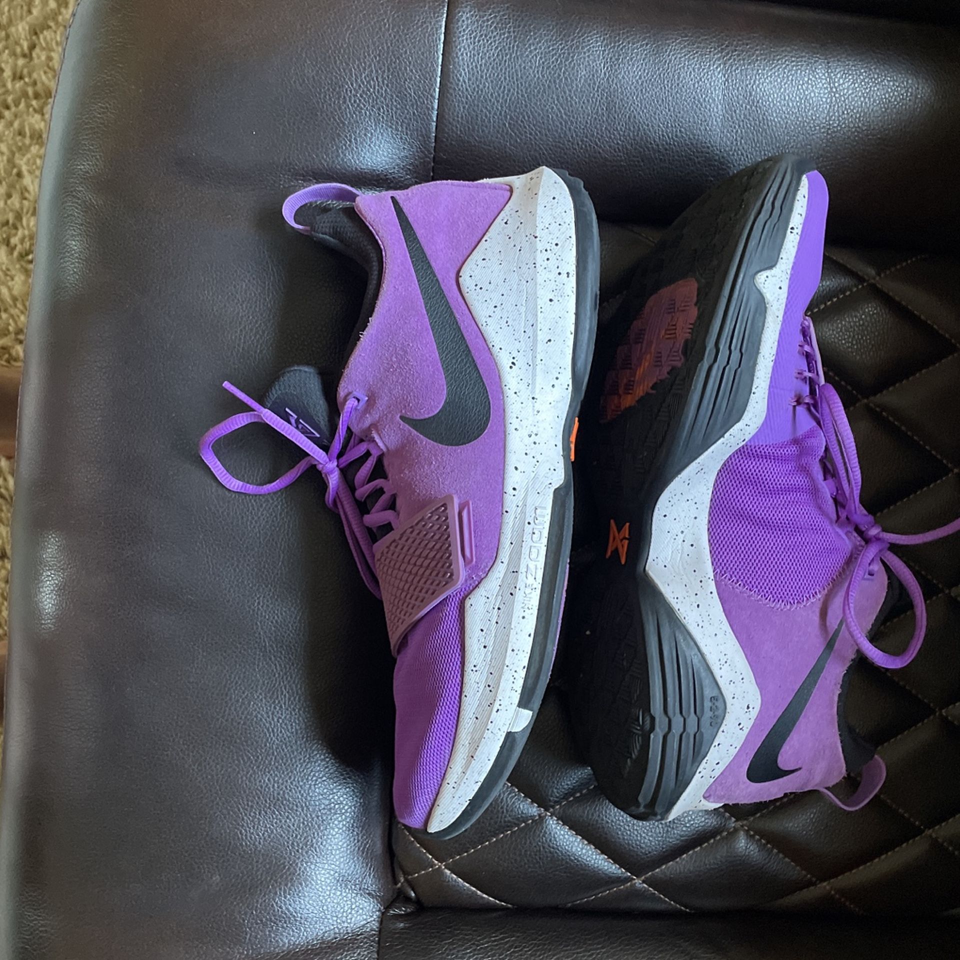 PG1 Basketball Shoes, Hardly Worn