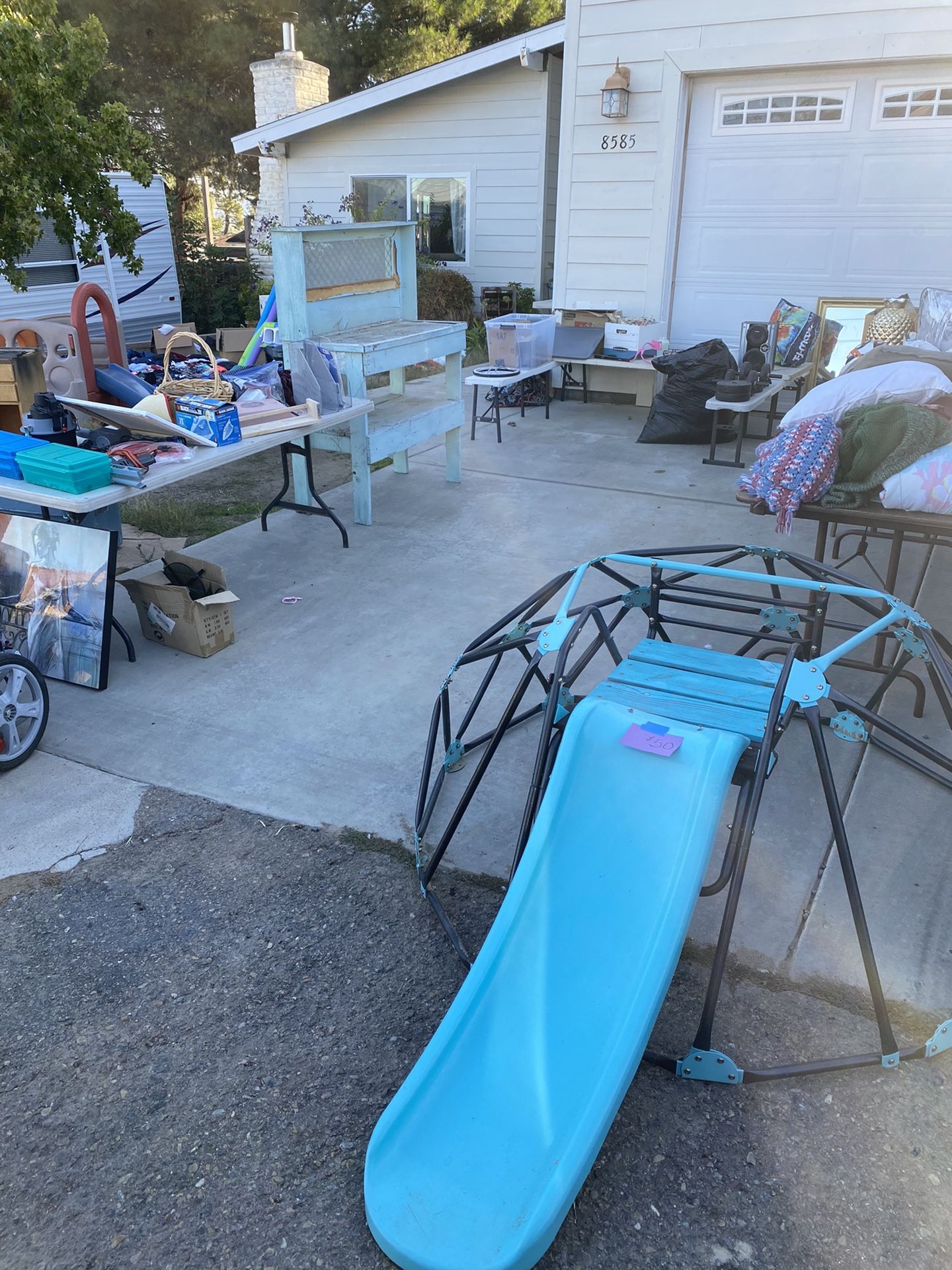 SALE- SANTEE ANLEE DR