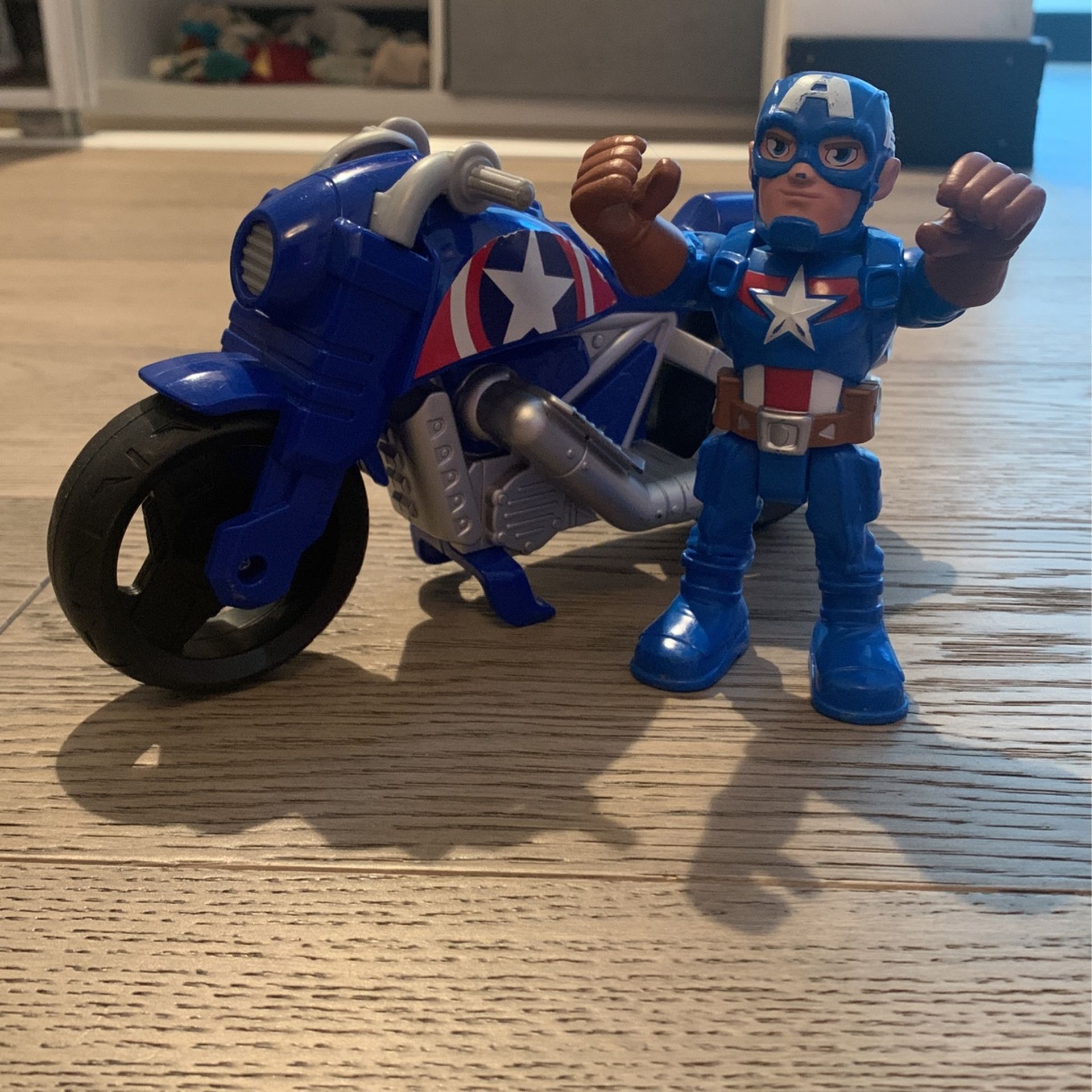 Heroes Marvel Super Hero Adventures Figure