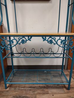 Beautiful Blue / Turquoise Bakers Rack Kitchen Shelving For Sale 🍽️


 Thumbnail