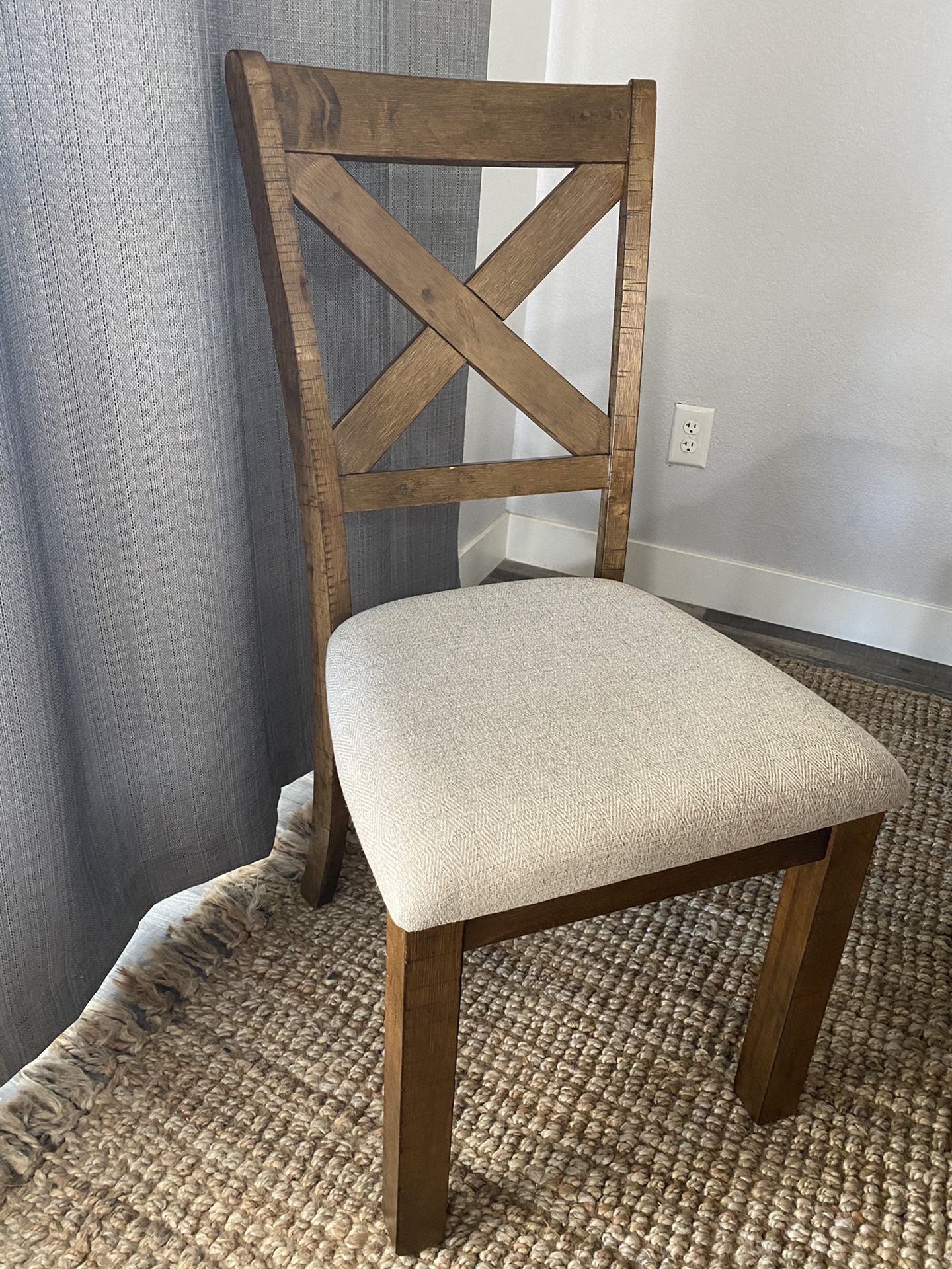 New Farmhouse Style Dining Set