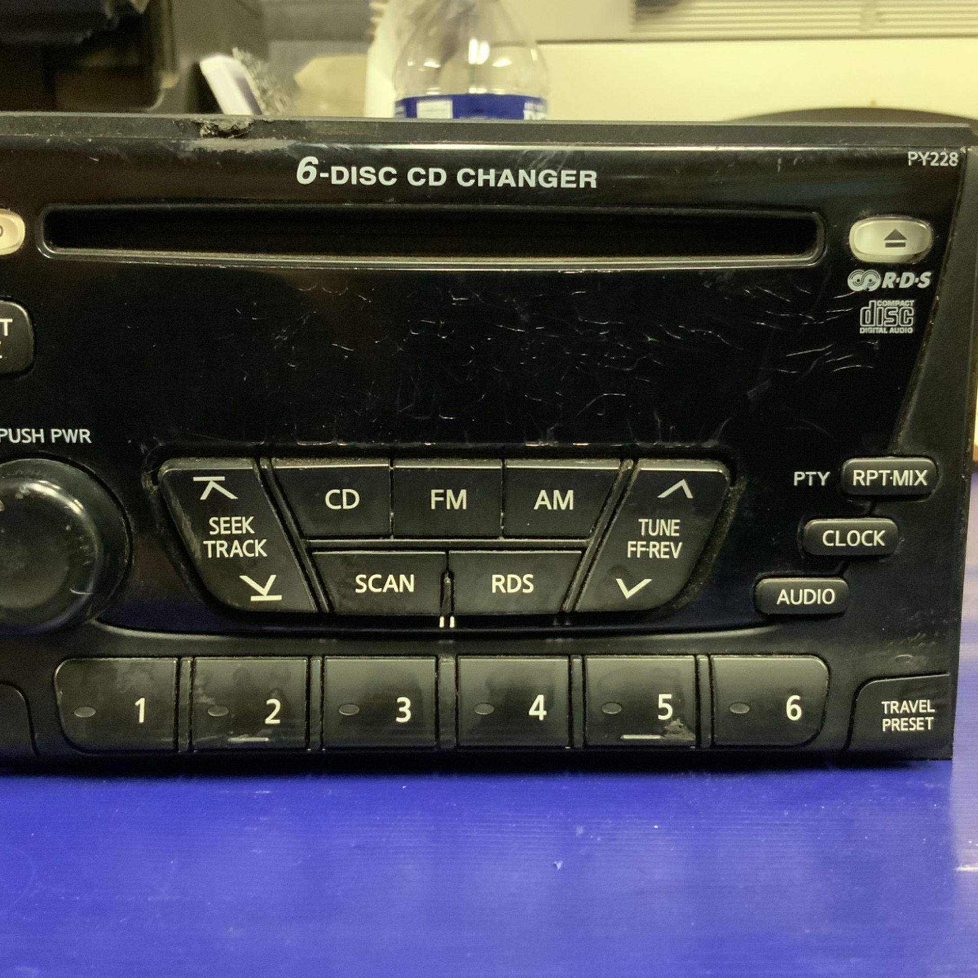 Used 01-03 NISSAN Xterra Frontier OEM Factory AM/FM Radio 6 CD Player Receiver