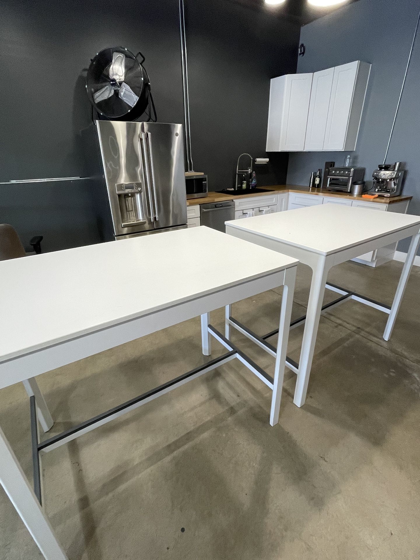 Office Furniture Electronics Liquidation (See Description For Items And Pricing): Desks, Tables, Couches, File Cabinets