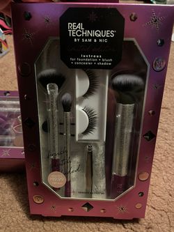 Real Technique Brushes / Beauty Blenders Sets Thumbnail