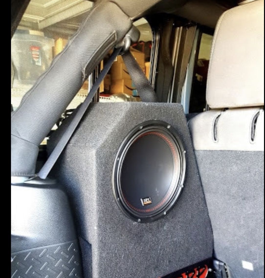 Custom Jeep JKU 10 inch subwoofer boxes for Sale in Portland, OR - OfferUp