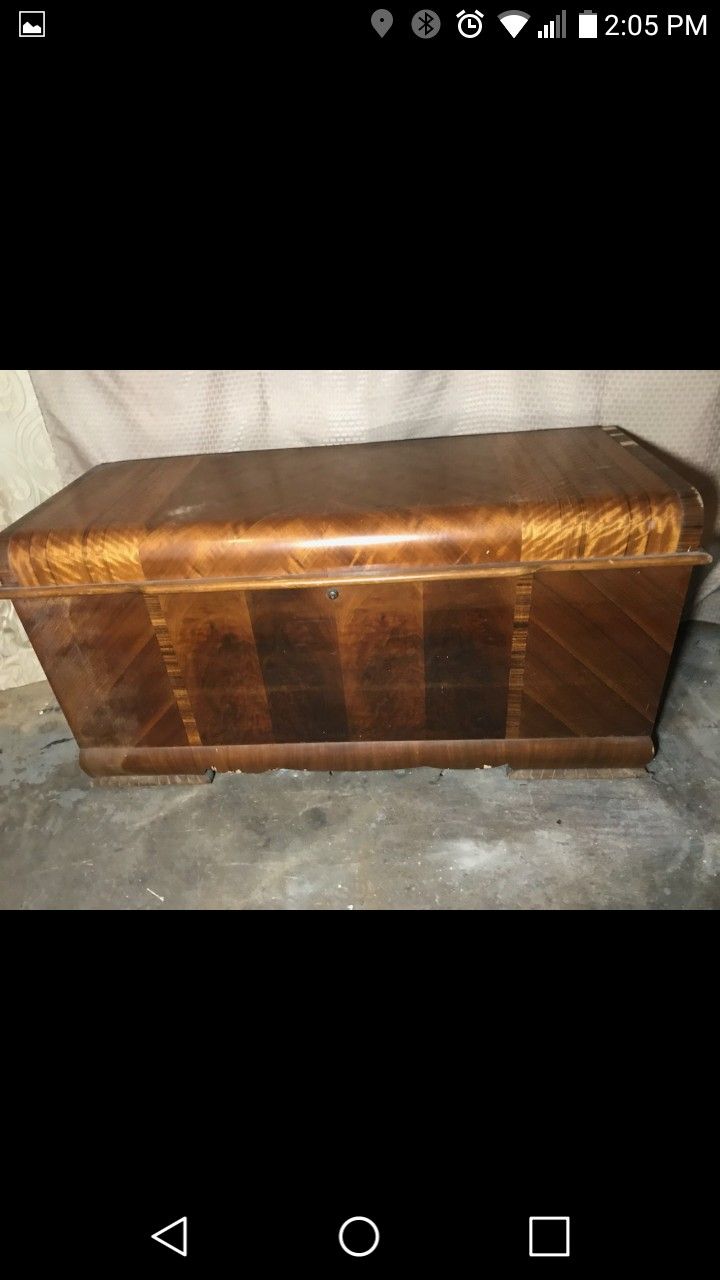 Genuine Lane Cedar Chest