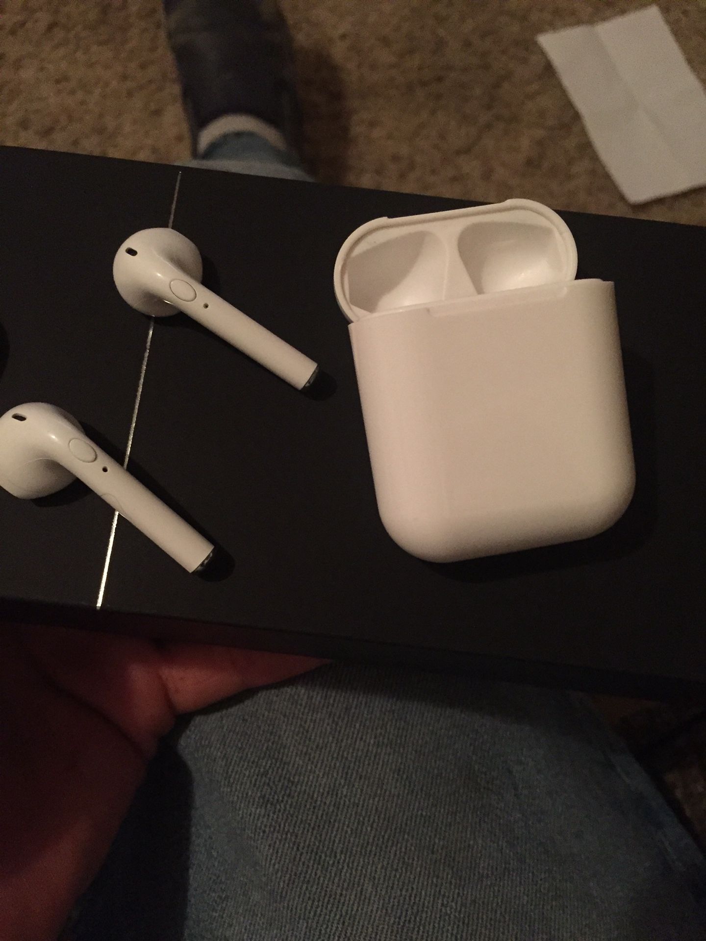 Bluetooth Earbuds / Audífonos Inalámbricos .