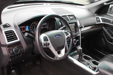 2012 Ford Explorer Thumbnail