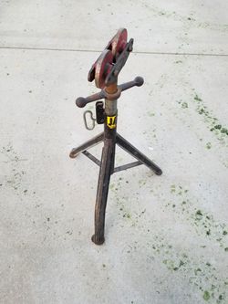 Pipe Stand Thumbnail