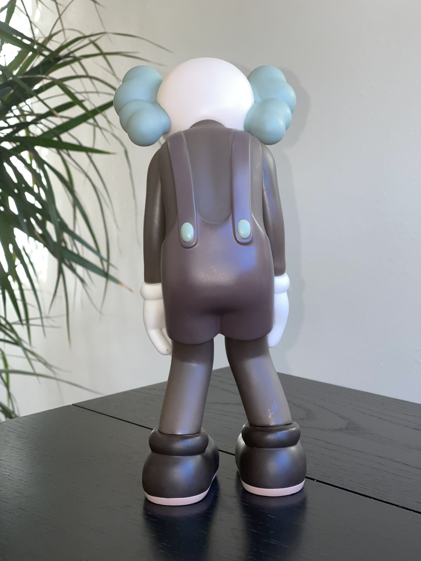 Medicom КAWS Small Lie Collectible Vinyl Action Figure 10" Brown