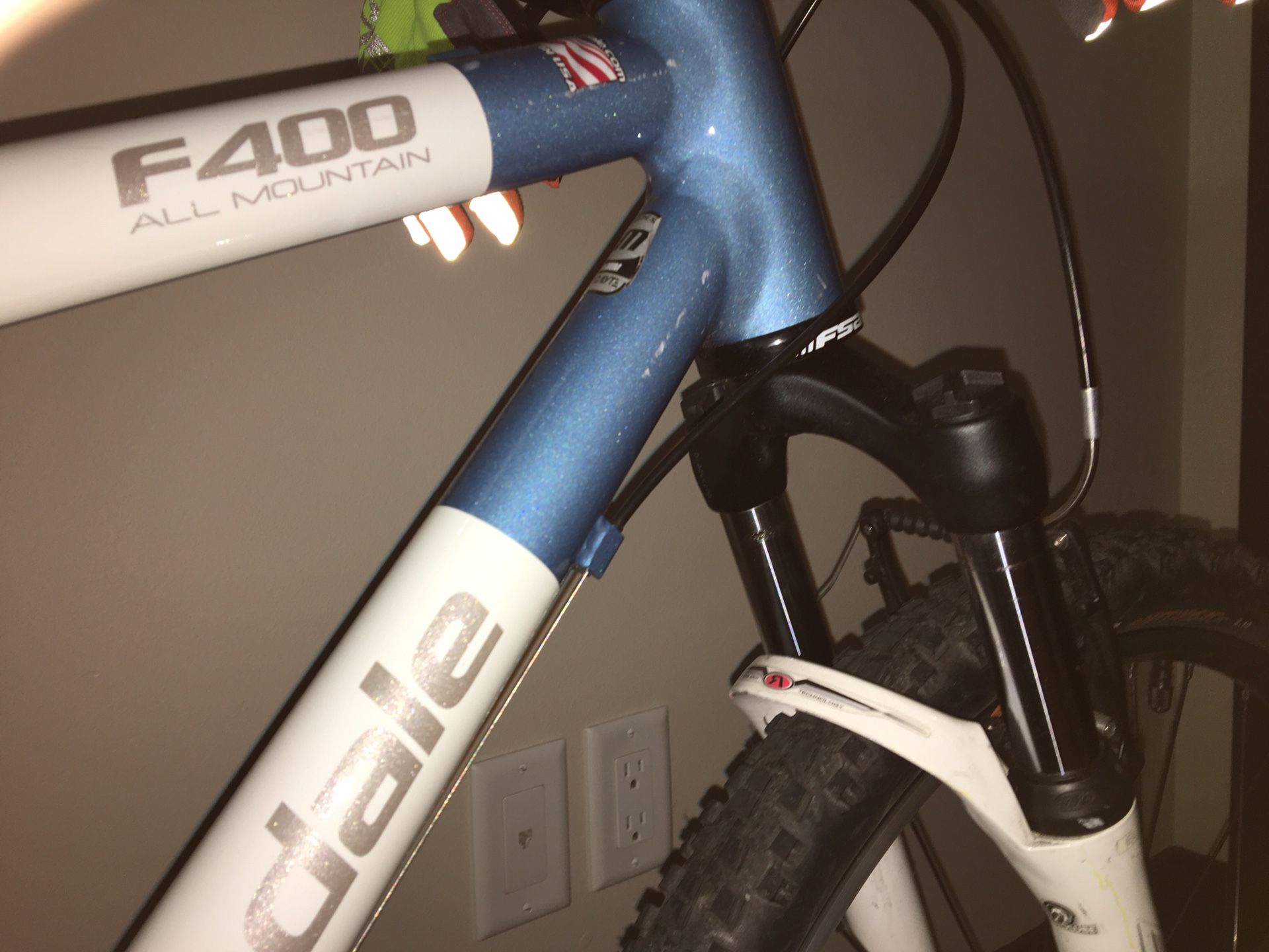 Cannondale F400 All Mountain Bike