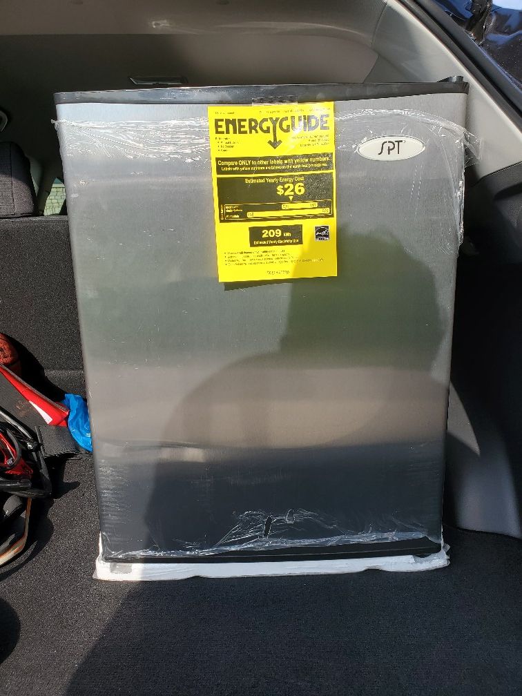 Mini Fridge