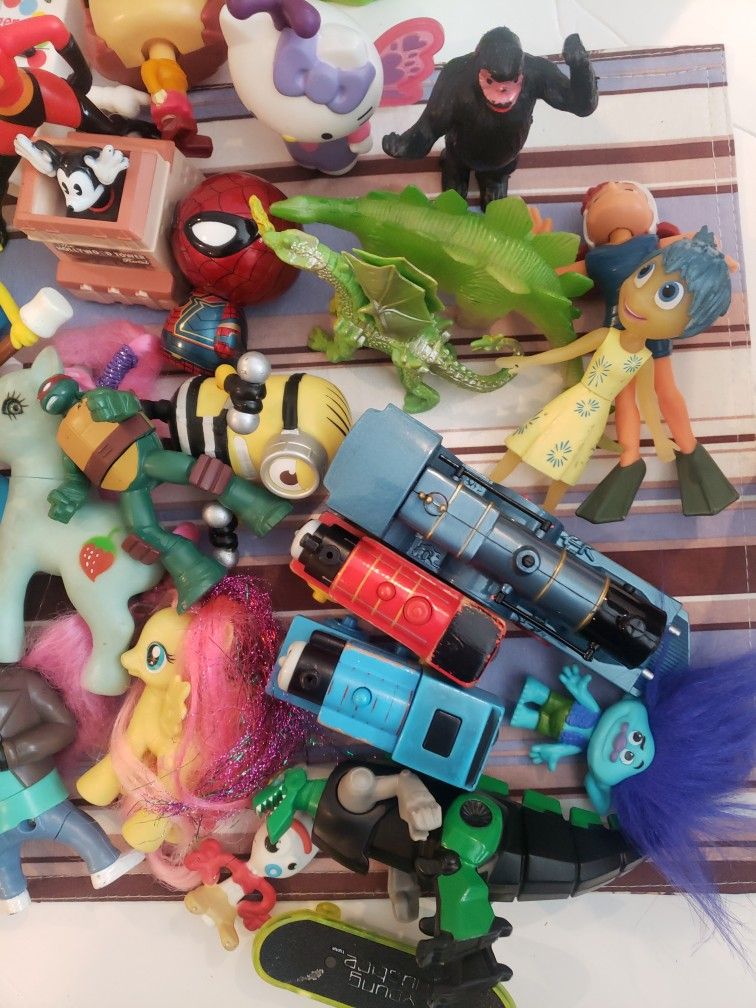 Huge Mixed Lot Of Kids Toys 30+ (Disney, Pixar,Thomas, Plus More) K