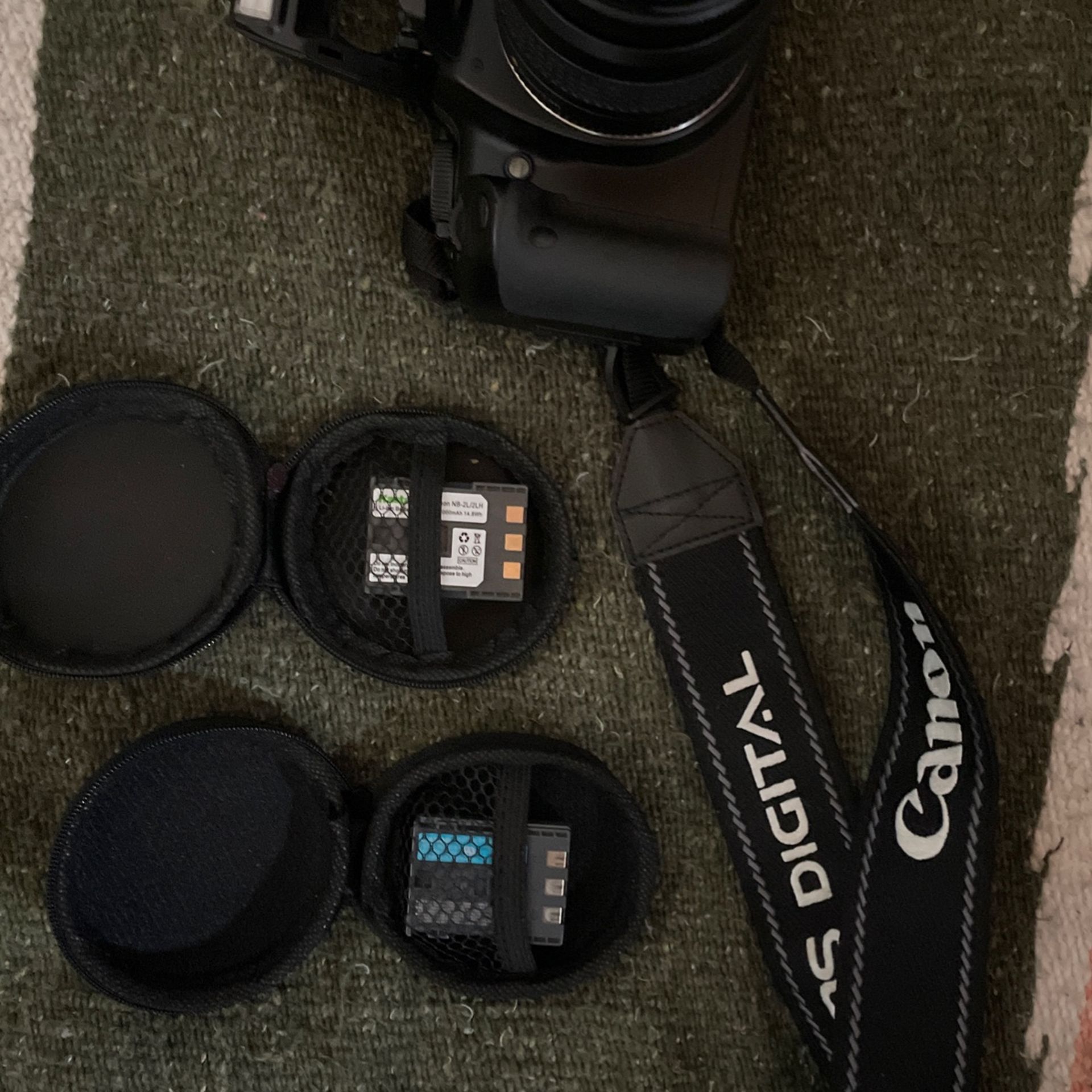 CANON XTI REBEL DSLR CAMERA