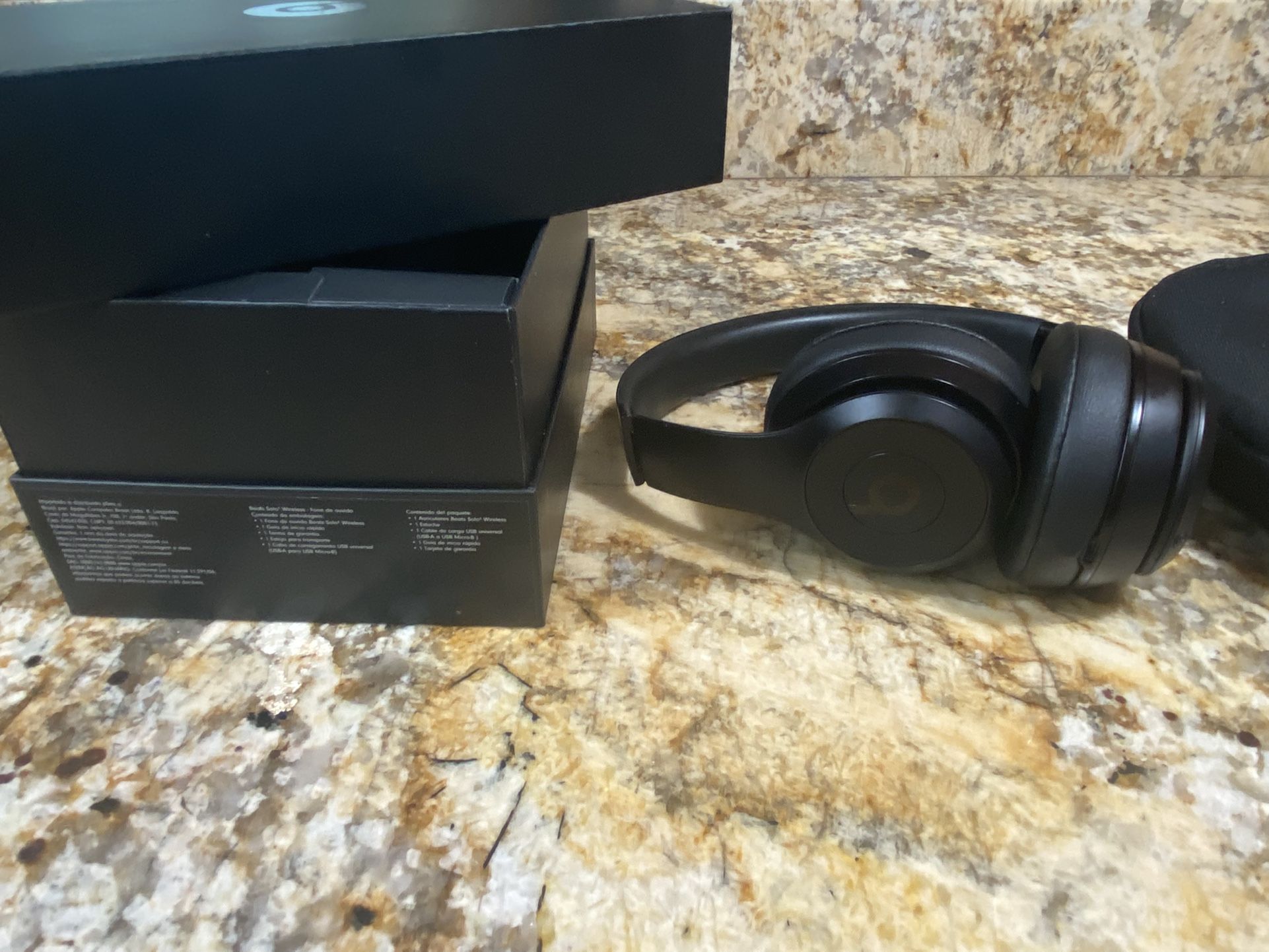 Beats Solo 3 Wireless Headphones
