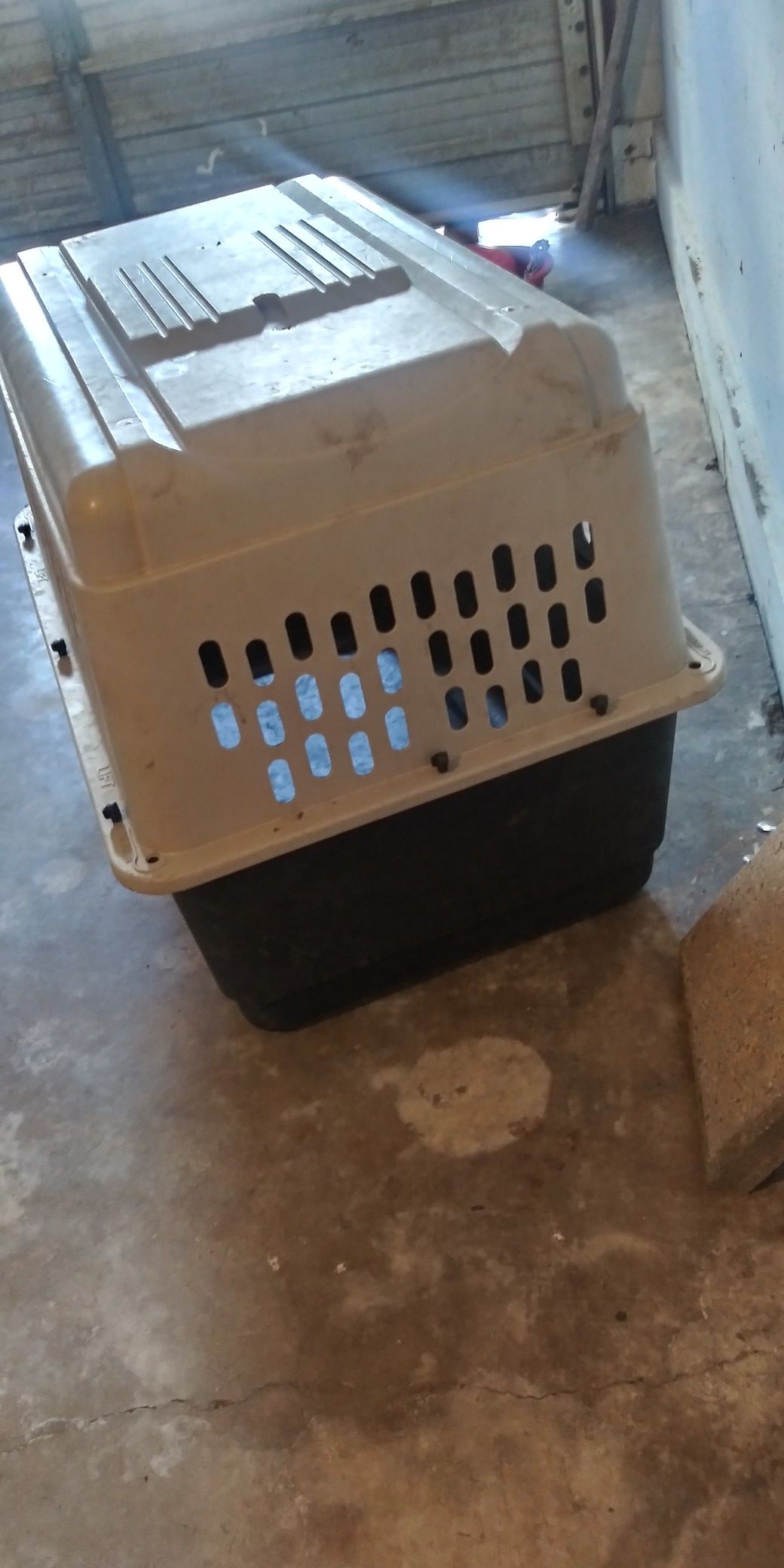 Dog cage! BIG!, good condition