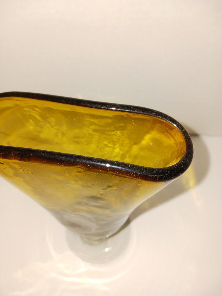 Hand Blown Amber To Clear Fan Vase Glass 