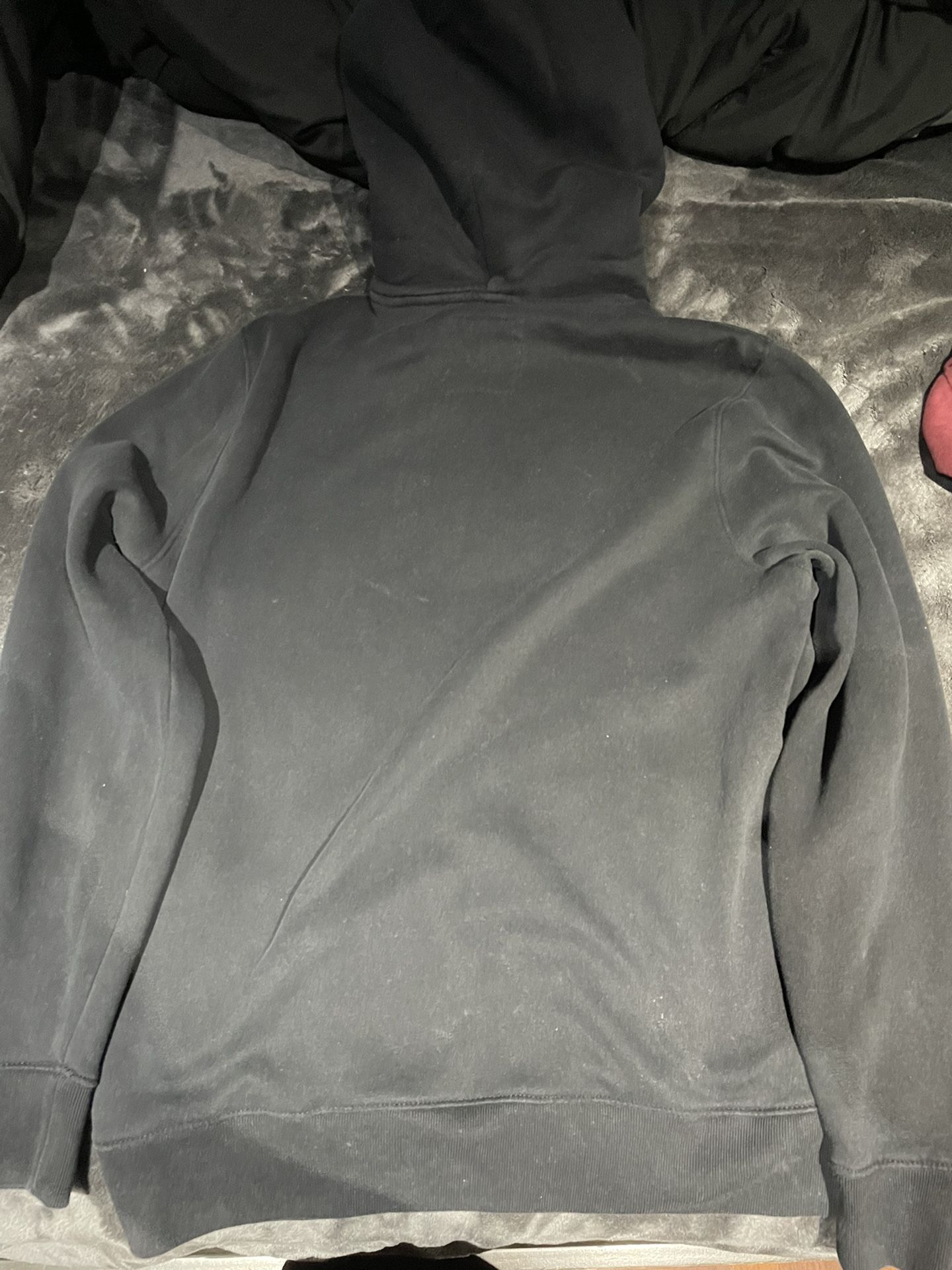 Black Large Hollister Hoodie with Fluffy Hoodie