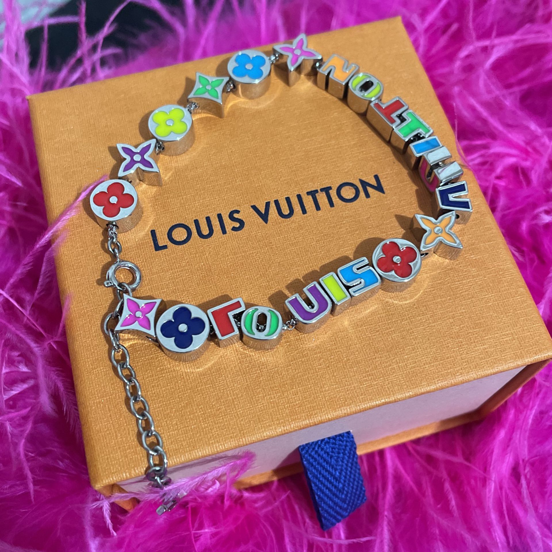 Louis Vuitton , Silver Metal , Rainbow 