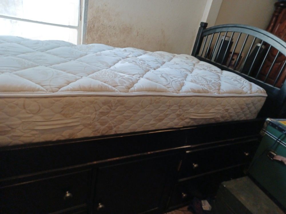 Captain Bed