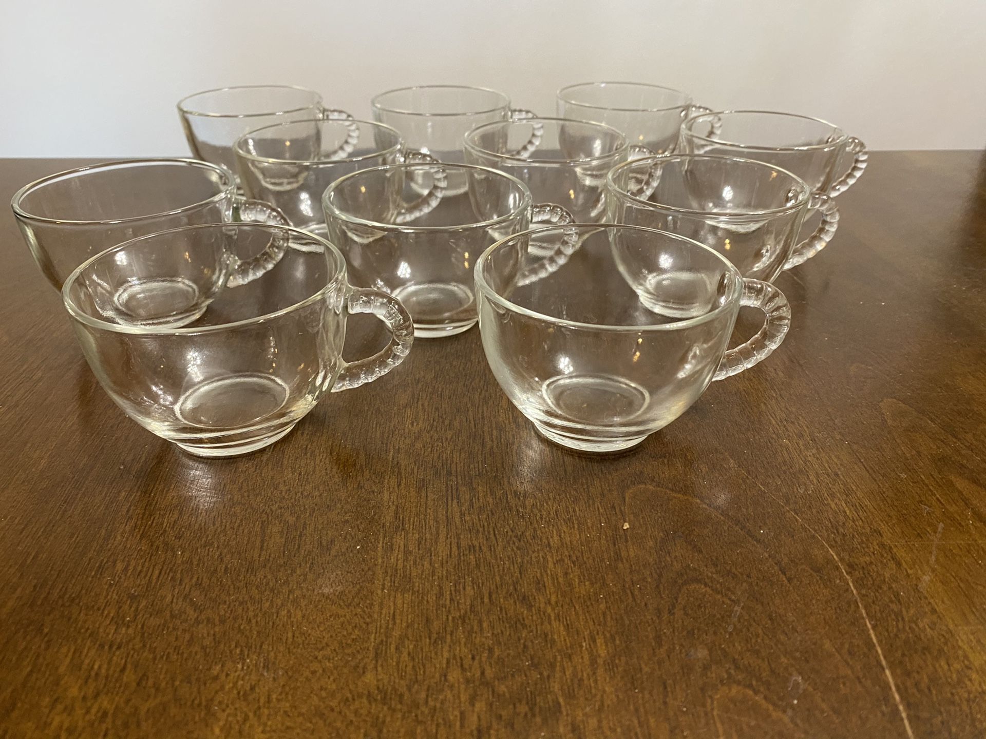Set of tea cups