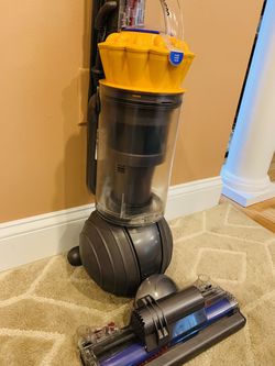 Dyson DC 65 ball vacuum cleaner Thumbnail
