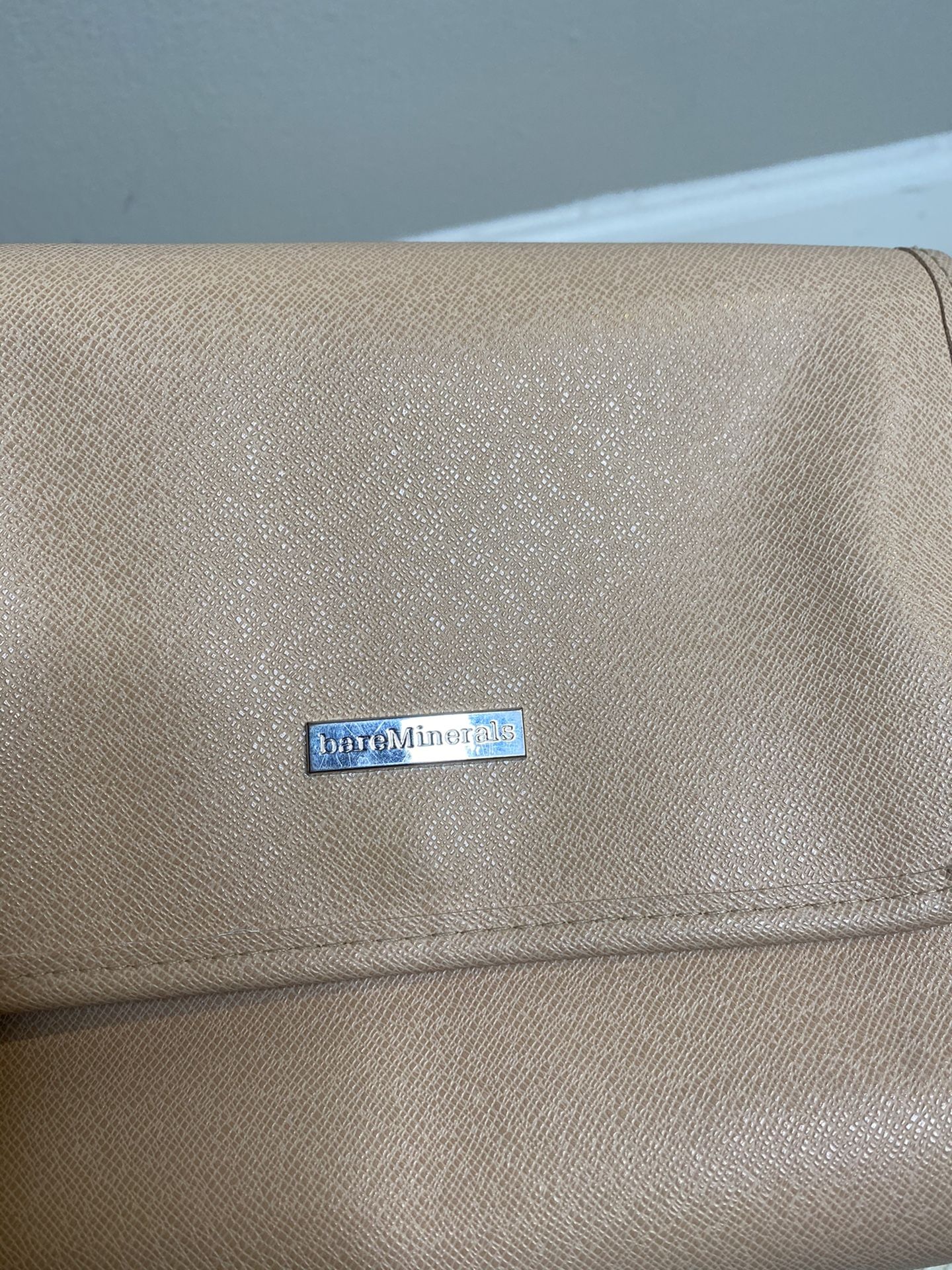 Bare Minerals makeup case