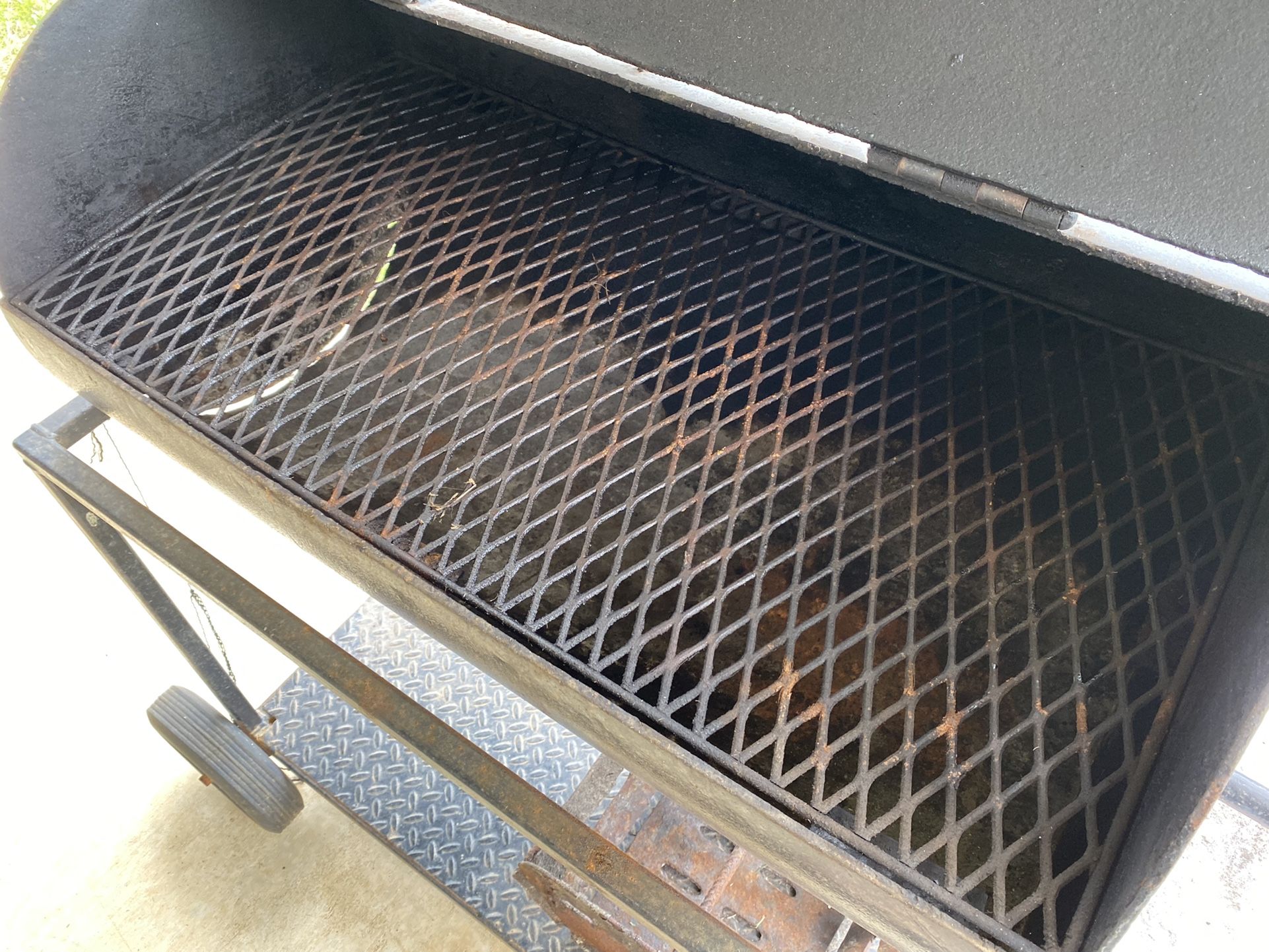 Homemade BBQ Pit