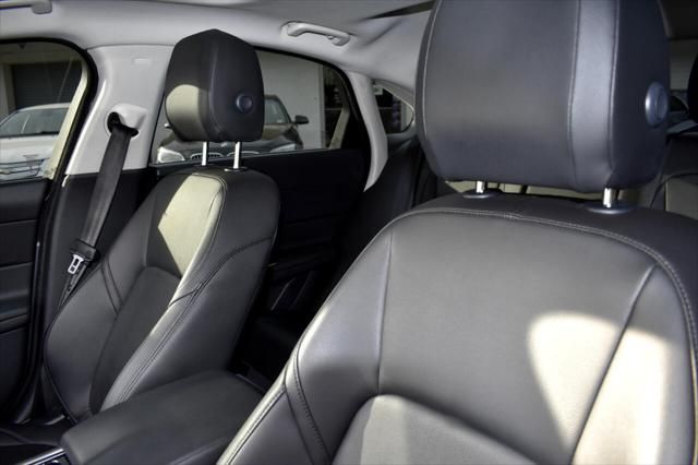 2017 Jaguar XF