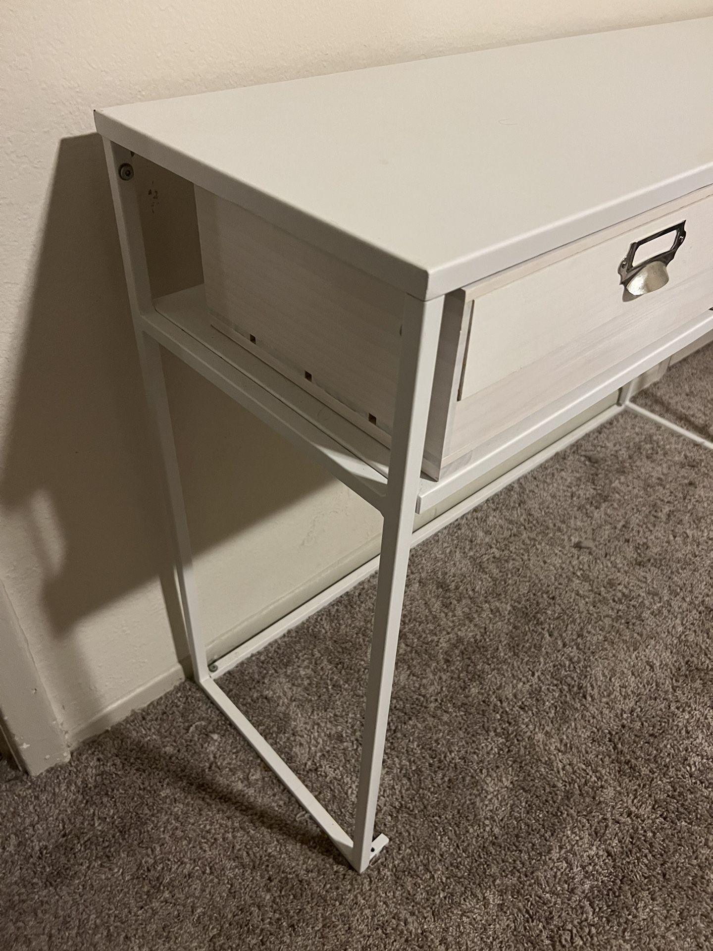 Desk / Entry Way Table
