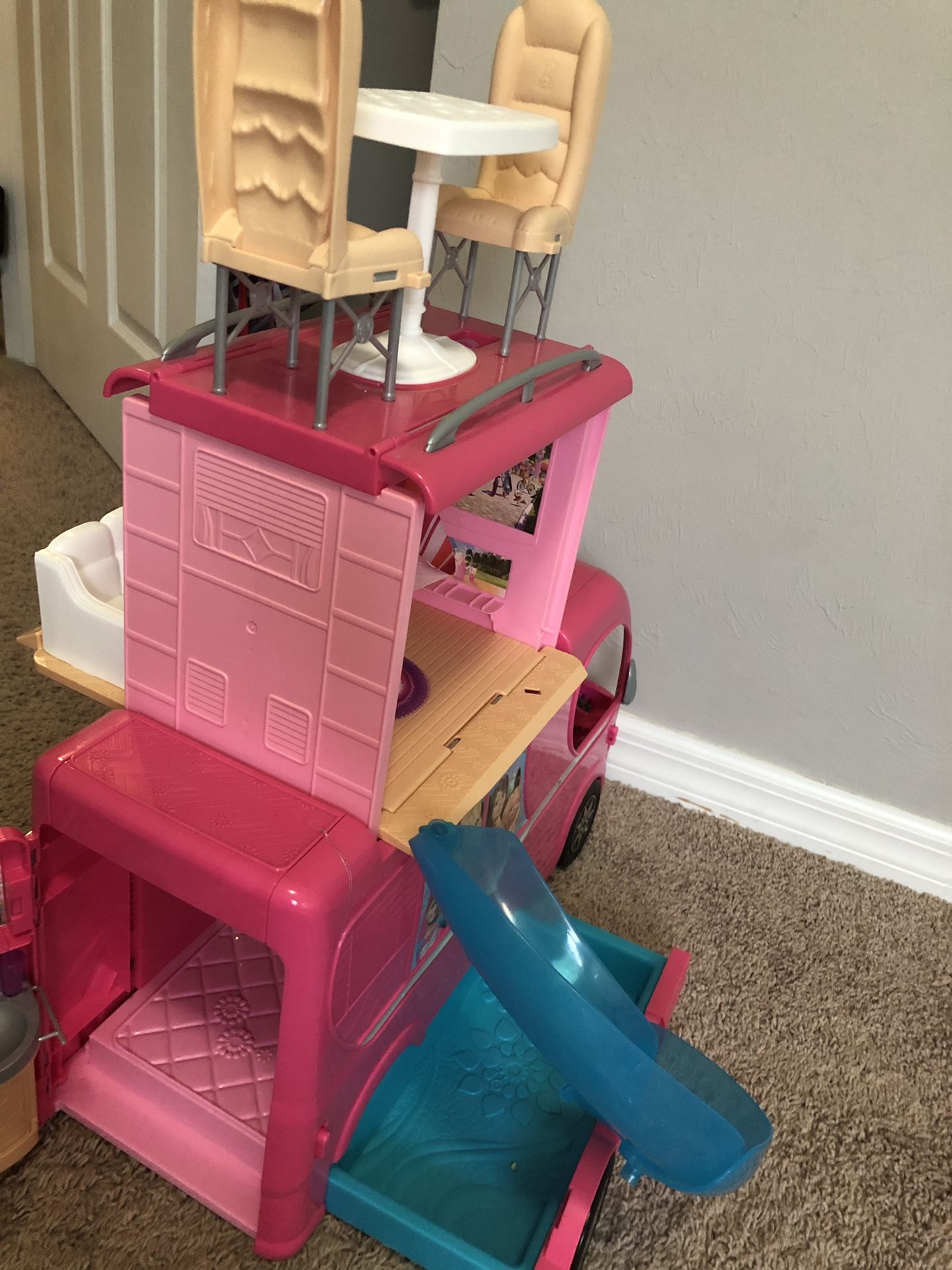 Barbie Camper Van