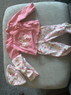 Newborn Outfits  Pajamas Onesies And Mittens And  Slippers  Thumbnail