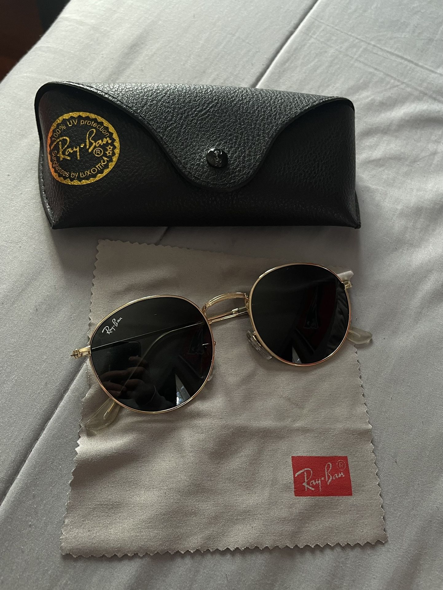 Ray-Ban Round Metal Classic Sunglasses