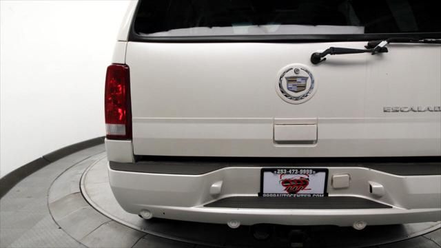 2004 Cadillac Escalade
