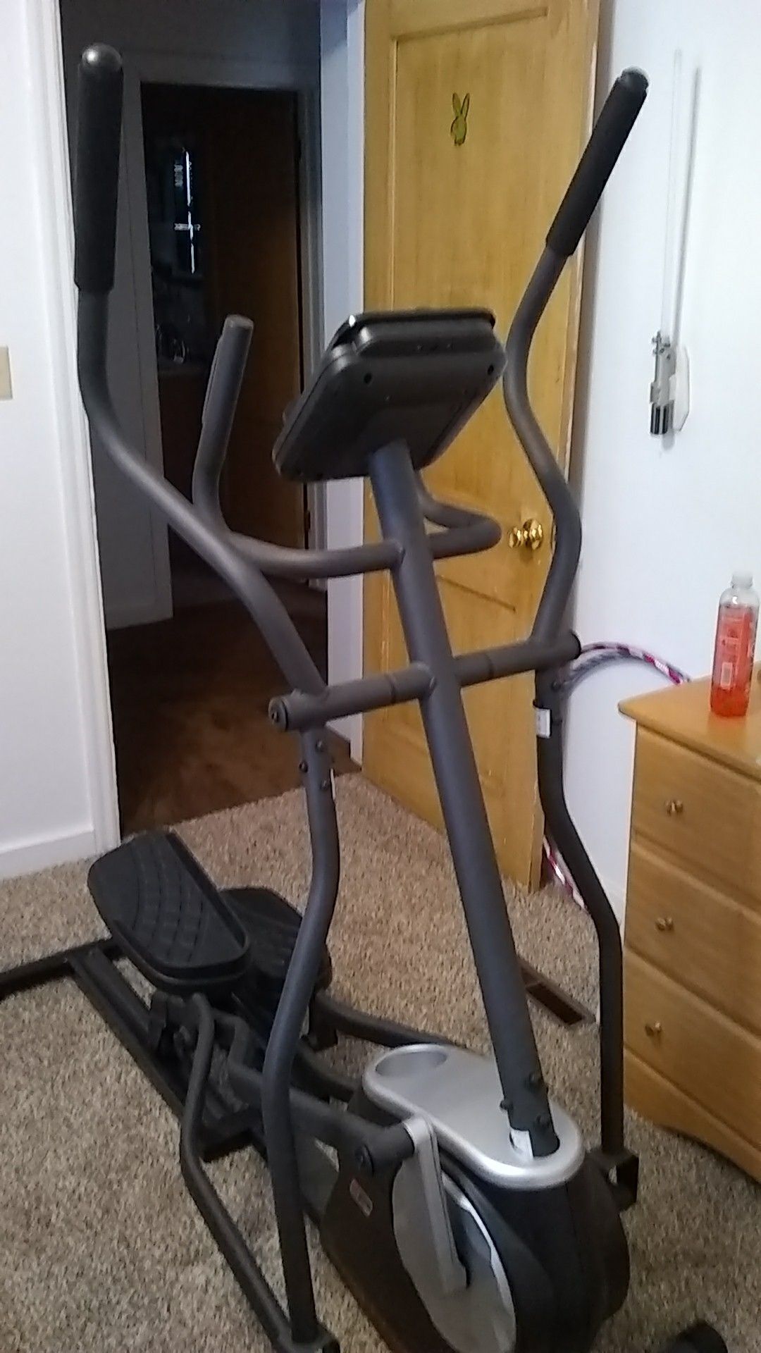 Pro form elliptical exercise machine
