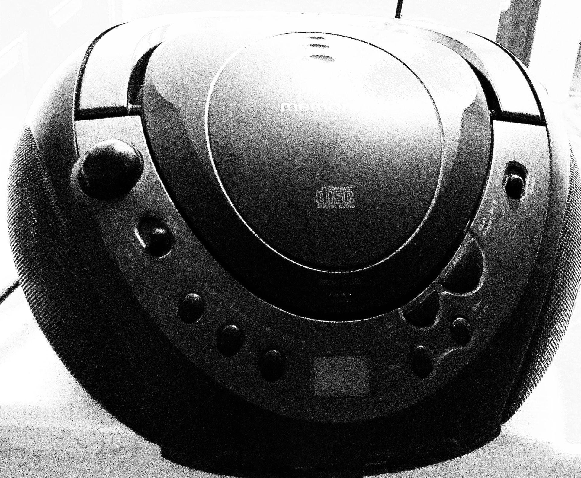 Compact Excellent Portable Cd Player With Digital Radio