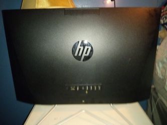HP 22 AIO R3 Touch 8GB/1TB Desktop All-In-One

 Thumbnail