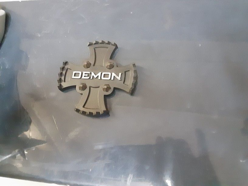 DEMON SNOWBOARD AWESOME BINDINGS GRAPHICIS CARRY BAG FIRST $50 Takes It Home