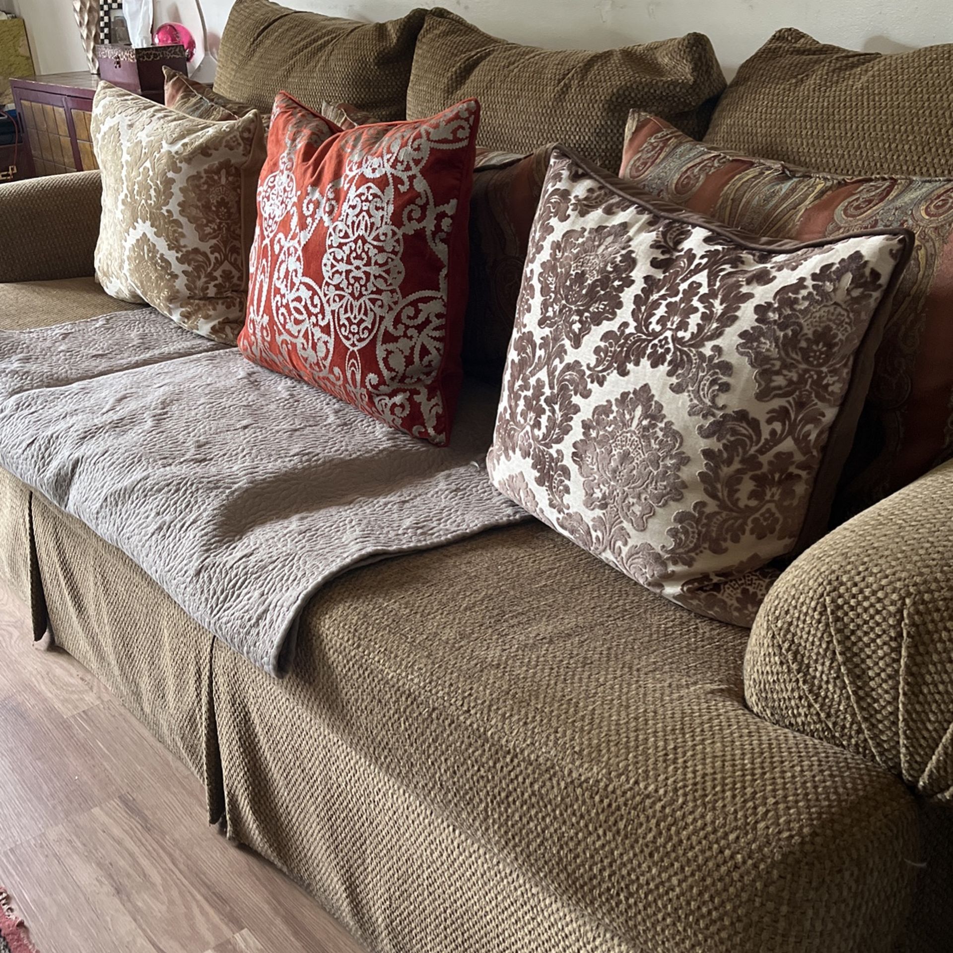 Oversized 3 Cushion Couch