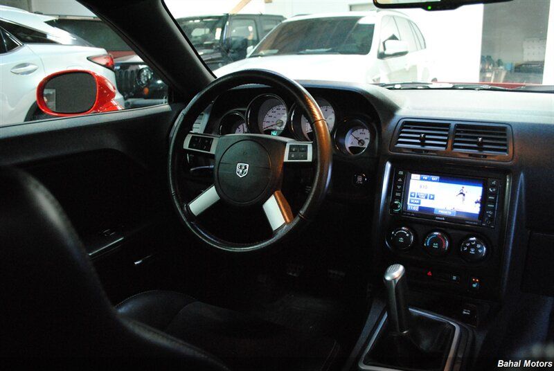 2010 Dodge Challenger SRT8