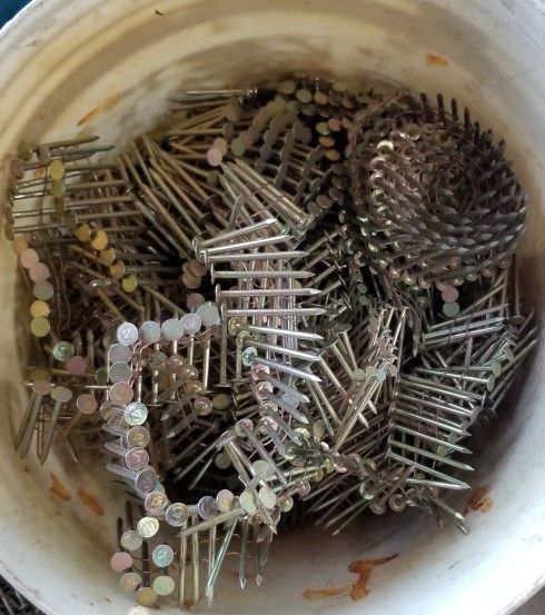1" Roofing Nail Gun Nails Coiled