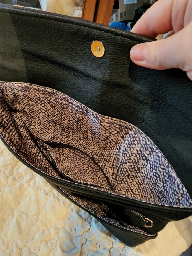 Urban Expressions Roll Clutch Purse