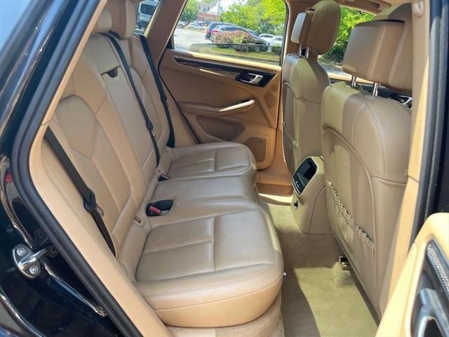 2015 Porsche Macan