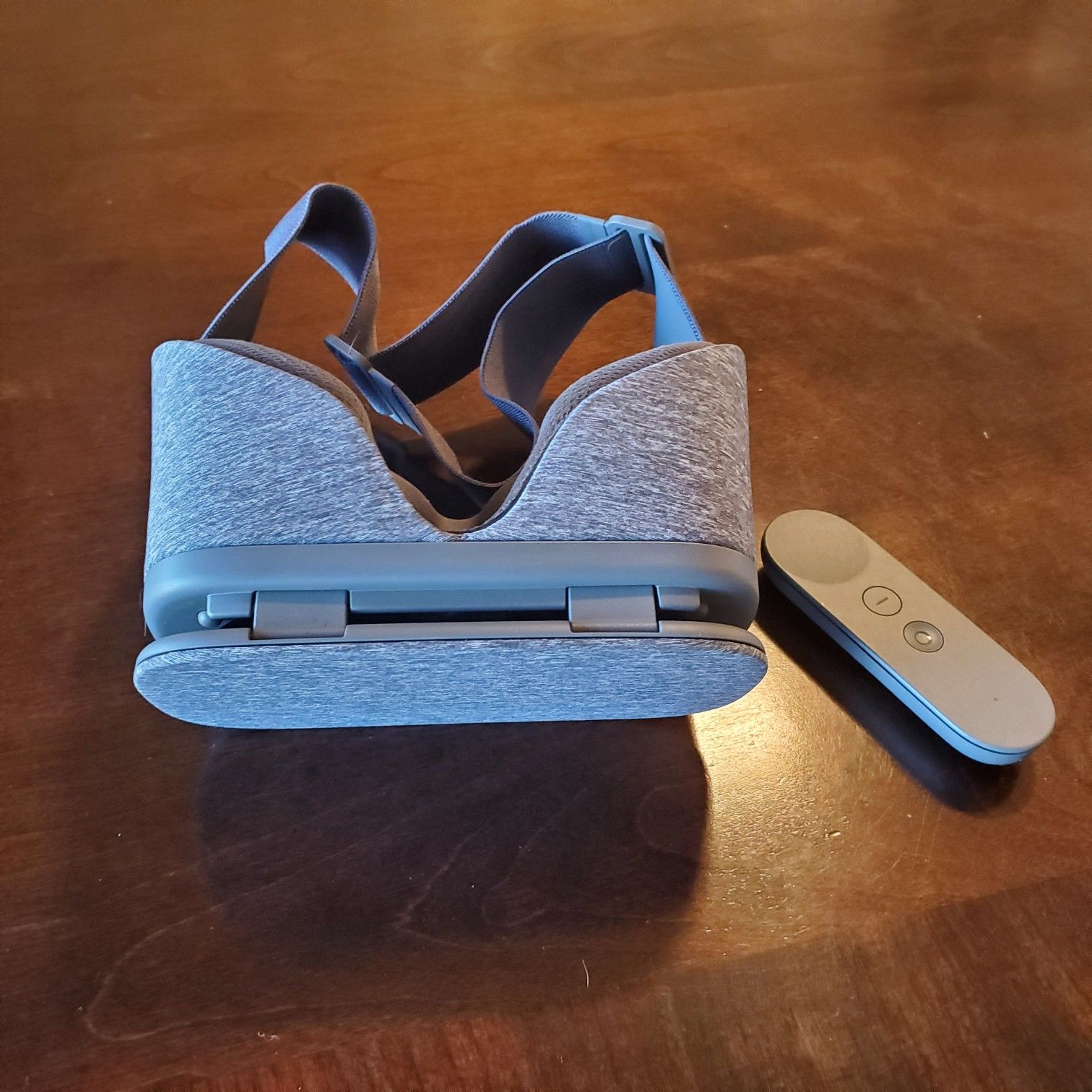 Google Daydream view VR