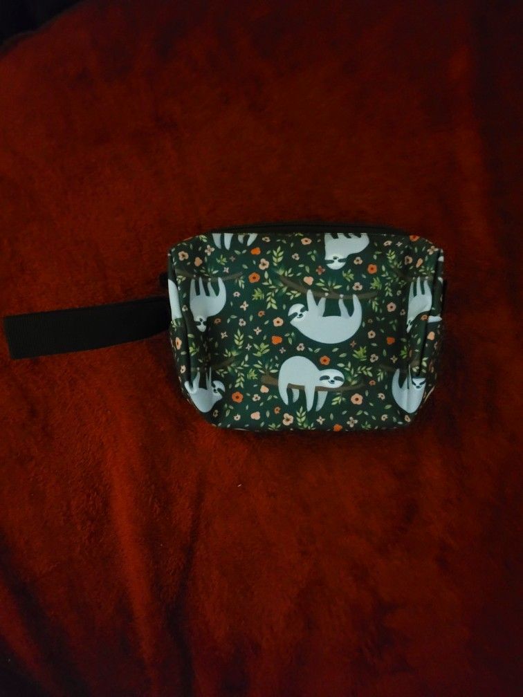 NWT COSMETIC BAG BLACK PRINT