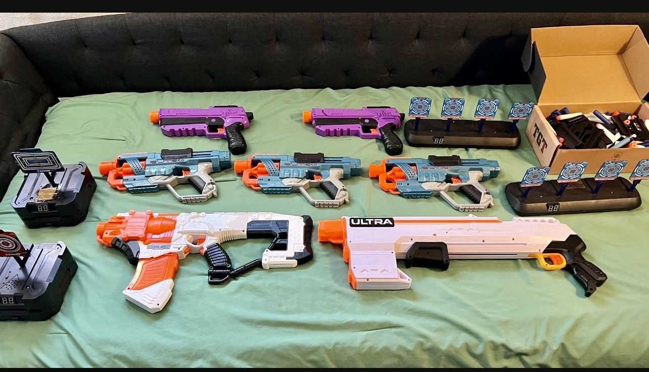 Nerf Guns And Shoot gun Plus Target Practice And Bullet Darts