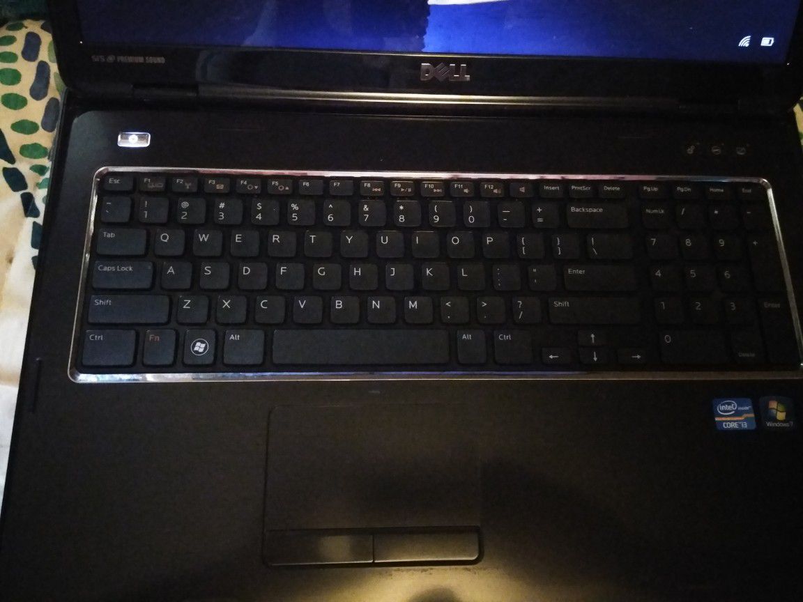 Dell Inspiron n7110 17" laptop (refurbished)