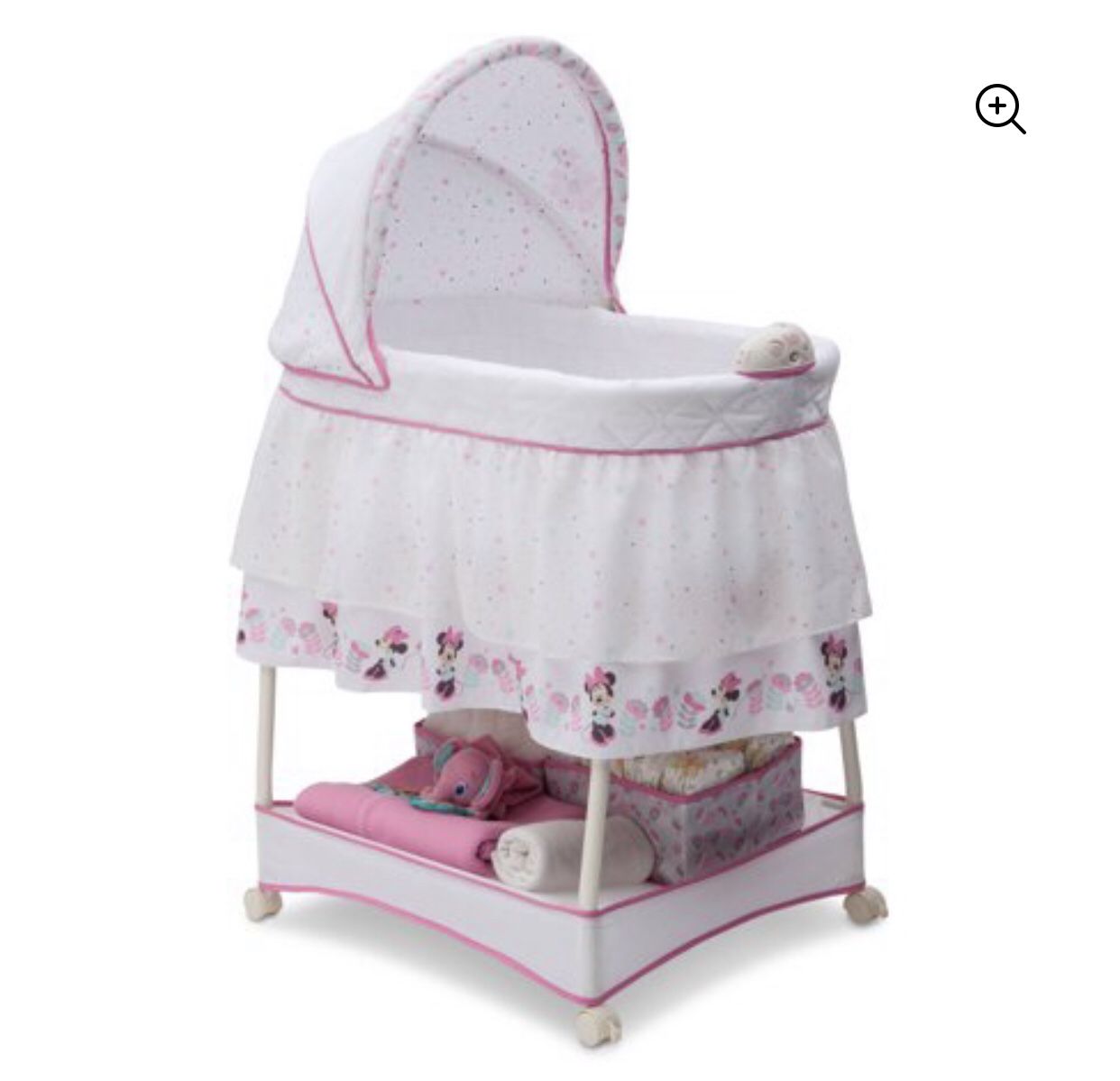 Minnie mouse bassinet
