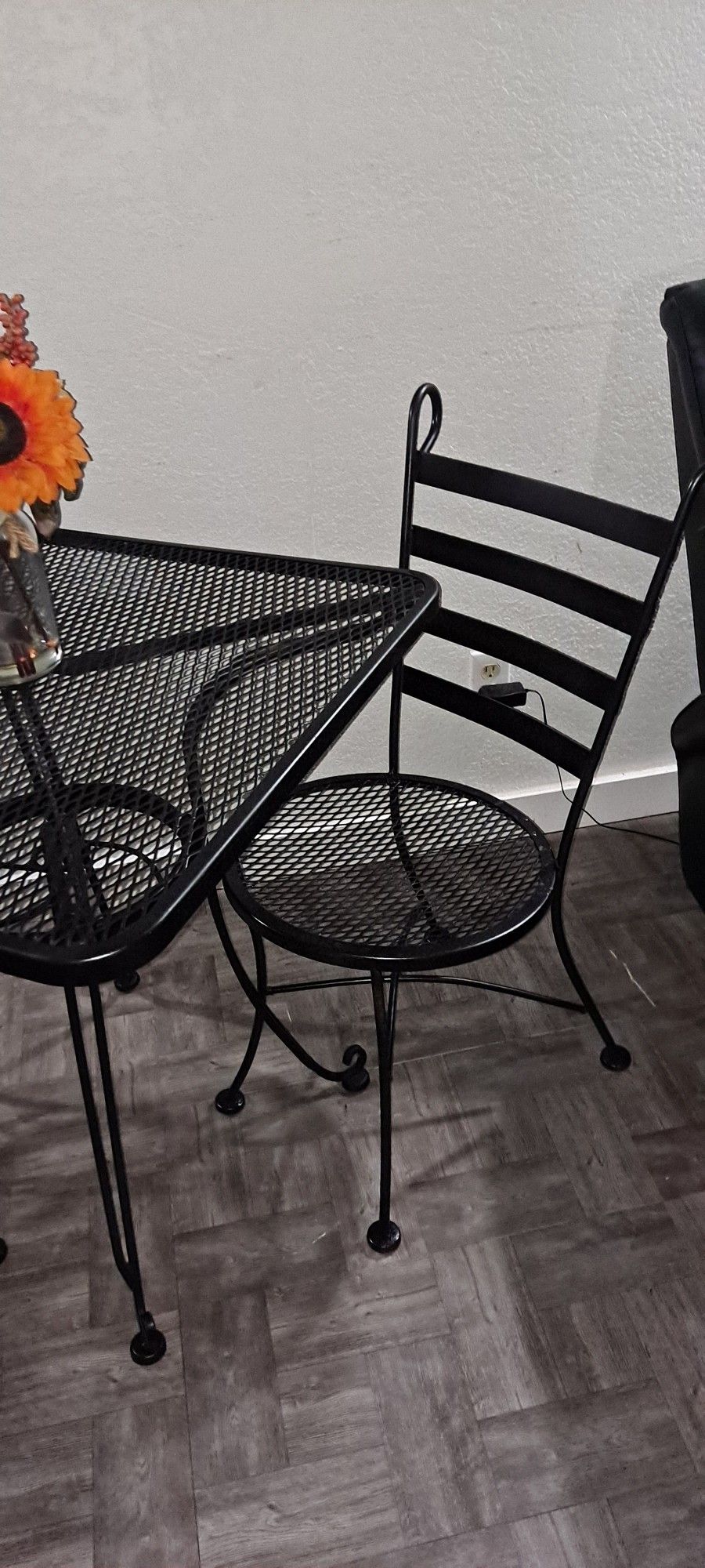 Patio Set- Price Is Firm- Pick Up At 33150