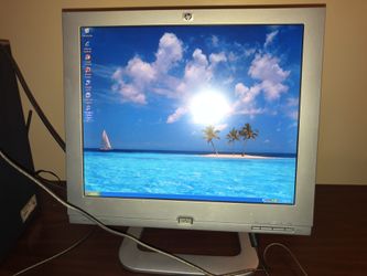 Hp Pavilion A720n Desktop Computer With 17 Flat Screen Monitor Keyboard And Mouse For Sale In Washington Dc Offerup